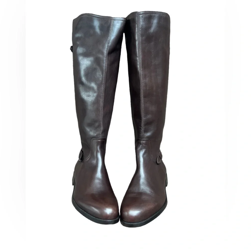 NWOB Garnet Hill Italian brown leather boots size 10.#27499